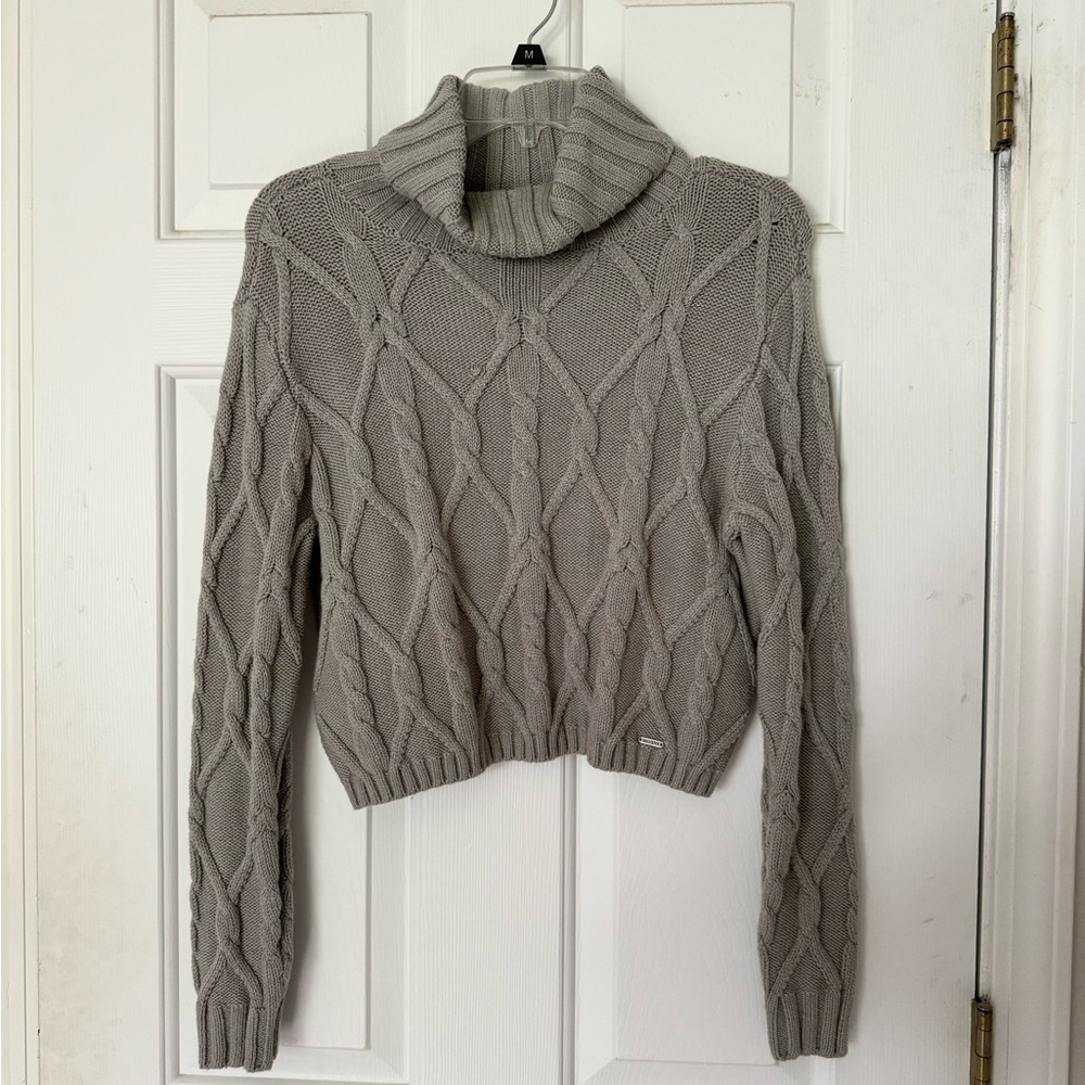 || ⚠️ SOLD ||  NWOT Hollister cowl neck sweater ✰ fall // y2k // chunky knit